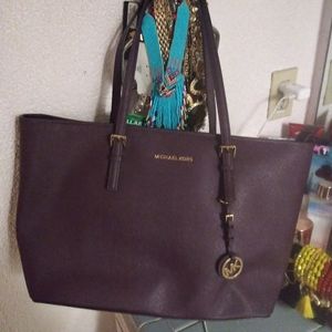 Mk tote bag hardly used